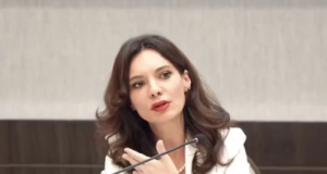 Mesazhi i Spiropalit: “Shqiptari i ri fiton me dije, jo me privilegj”