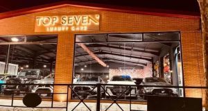 Operacioni i SPAK/ Sekuestrohen makinat luksoze të biznesmenit të “Top Seven” (EMRI)