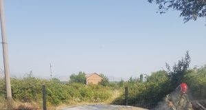 Detaje të reja nga ngjarja në Korçë, 66-vjeçari gjendet i pajetë në makinën e përfshirë nga flakët