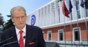 Kundërshti brenda PD për bojkotin e Kuvendit, Tabaku, Leskaj dhe Zhupa kritikojnë vendimin