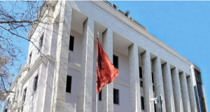 Gjykata e Lartë zbardh vendimin për masat e sigurisë: “Arresti në burg” vetëm si masë e fundit