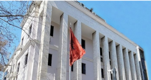 Gjykata e Lartë shpall 7 kandidatët për 3 vendet në KLGJ