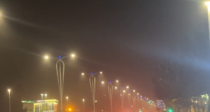 Stuhi në Vlorë, pushuesit largohen nga plazhet prej motit të keq