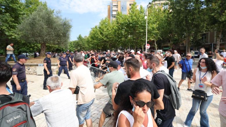 protesta kuvend