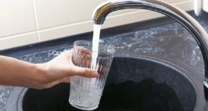 Si të ulni konsumin e ujit në shtëpi? 12 mënyra të thjeshta për të kursyer ujë dhe para