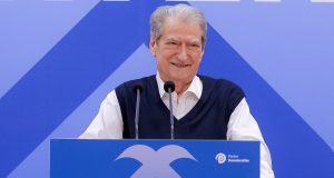 Berisha për aeroportin e Vlorës: “Prishja e kontratës me Pacollin e nxjerr Ramën dhe Ballukun lakuriq”