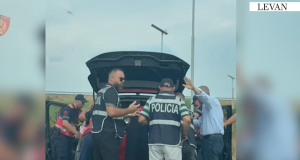 Moment i arrestimit në Levan/ Kapet pas 5 orësh autori i dyshuar i vrasjes në Ksamil