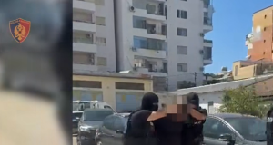 Durrës, arrestohet 50-vjeçari i kërkuar nga Italia, ishte dënuar me 6 vite burg për trafik droge