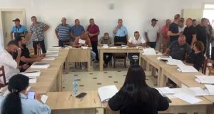 Klosi kundër bashkimit me Burrelin, Këshilli Bashkiak rrëzon propozimin me 12 vota kundër