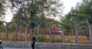 Frikë nga protesta! Rama ndryshon vendin e takimit, ministrat mblidhen në vilën qeveritare