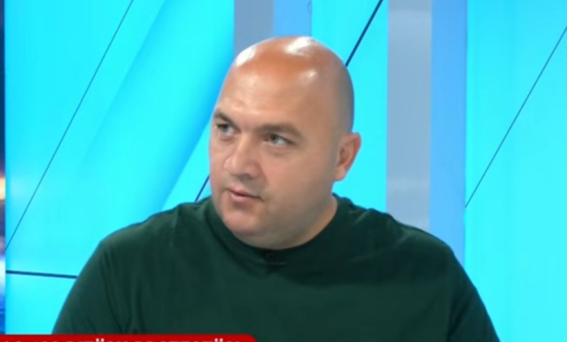 NGA “KAZANËT” TE “AGJENTËT SERBË”/ Kur pushteti nuk pëlqen pyetjen, godet gazetarin