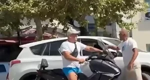 Dhunohet në mes të rrugës shefi i komisariatit të Krujës, Elton Shahini
