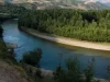 Tragjedi në Dibër/ 31-vjeçari humb jetën duke peshkuar në Drinin e Zi (EMRI)