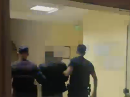 “Nxori pistoletën pas sherrit”/ Arrestohet 33-vjeçari në Kavajë, i sekuestrohet arma dhe municion luftarak