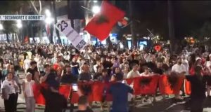 Bllokohen profilet në Instagram të dhjetra protestuesve