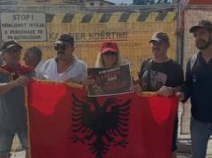 Protestë në Vlorë kundër Muzeut Hebraik/ Qytetarët kundërshtojnë ndërtimin në qendrën historike