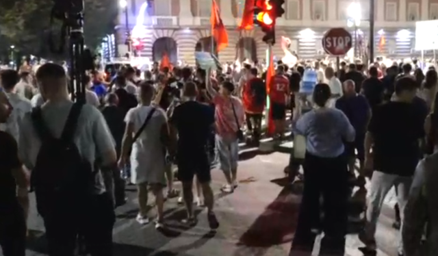 protestues
