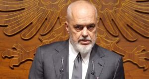 Korrupsioni po goditet, nuk po rritet, Rama: Arrestimet e zyrtarëve nuk provojnë se qeveria është e korruptuar