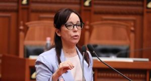 Nuk ka hequr as presjet/ PD kallëzon Klodiana Spahiun në SPAK për plagjiaturë