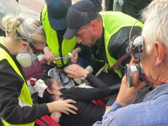 6 të lënduar gjatë protestës në Tiranë, mes tyre një deputet dhe dy përfaqësues të medias