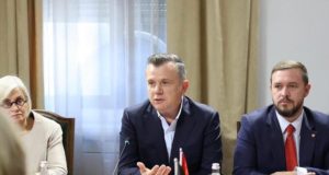 Përplasja për mocionin e PD për Vlora Hysenin, Balla: SPAK të bëjë punën pa ndërhyrje