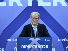 Berisha thirrje shqiptarëve: Nesër studentët dhe gjimnazistët kanë më shumë se kurrë nevojë për mbështetje
