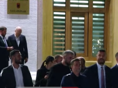 Votoi pro, por pas seancës thotë “Jam kundër”/Braçe premton të sqarojë qëndrimin për Territorialen