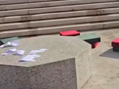 U gris edhe ftesa e dialogut të Ramës! Letrat mbi sofrën para Kryeministrisë përfundojnë në copa