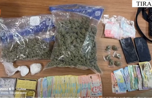 Kapet 35-vjeçari pranë një shkolle, sekuestrohen mbi 1 kg kanabis dhe kokainë