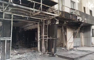 Pamjet pas zjarrit në Gjykatën e Lartë: Fasada e shkrumbuar, zyra të rrënuara dhe dëme në banka e biznese