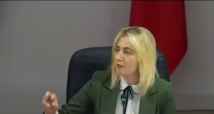 Miliona euro për mjedisin, Ina Zhupa ngre alarmin për mënyrën e ndarjes së fondit kombëtar të mjedisit.