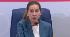 “Lajthit” Kumbaro: Ofrojmë psikologë për nxënësit në protestë që duan të rrëzojnë qeverinë!