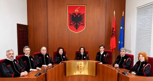 Apartamente, troje, e miliona: Zbardhen pasuritë e anëtarëve të Kushtetueses
