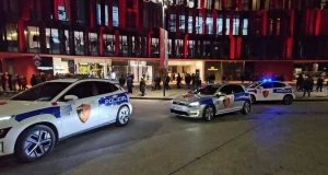 Derbi me masa të rrepta sigurie/ Policia bllokon rrugët nga ora 16:00, ja ku do të kalojnë tifozët