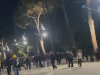 Tensione në protestë, policia ndërhyn dhe shoqëron protestuesit
