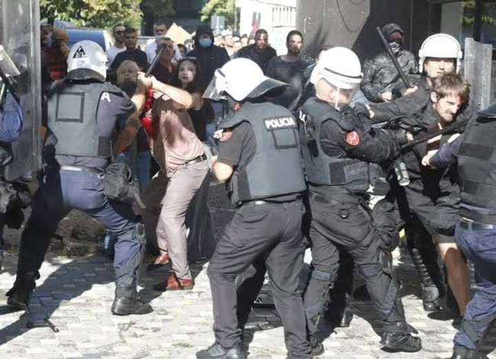 protesta e te rinjve