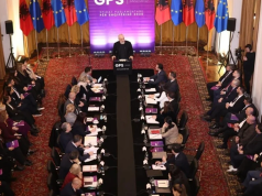 Çfarë po ndodh në PS? Rama thërret deputetët dhe ministrat në një takim të zgjeruar