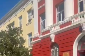 Protestat zgjerohen. Studentët e Filologjikut braktisin mësimin, i bashkohen protestës në Tiranë