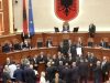 PS përjashton 6 deputetë të PD-së për 60 ditë, masa disiplinore pas kaosit në Kuvend