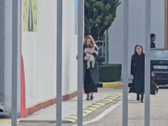 Ajola Xoxa shkon në burgun e Fierit me foshnjën, takon Erion Veliajn pas transferimit